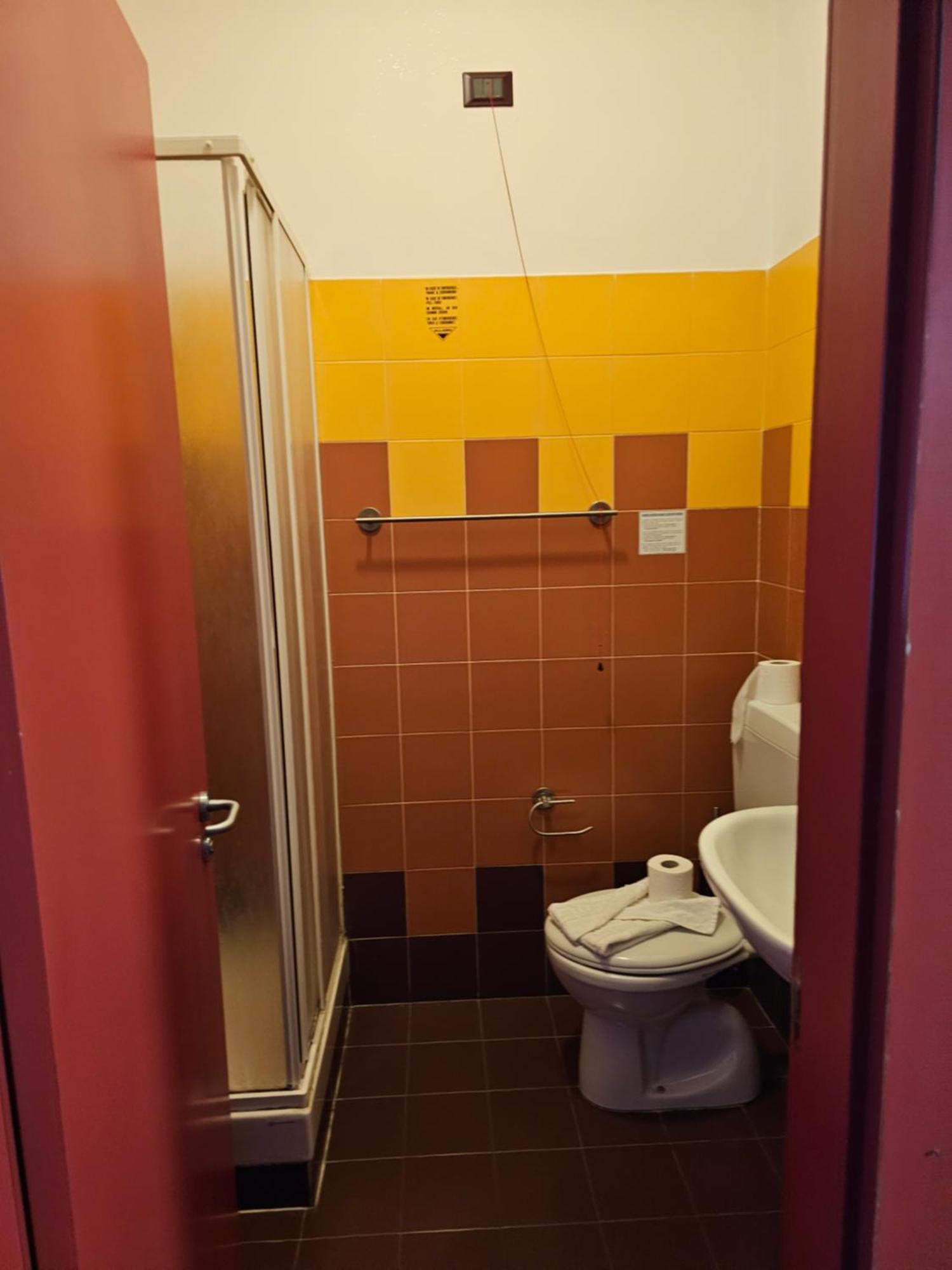 Hotel Arcadia None Bagian luar foto