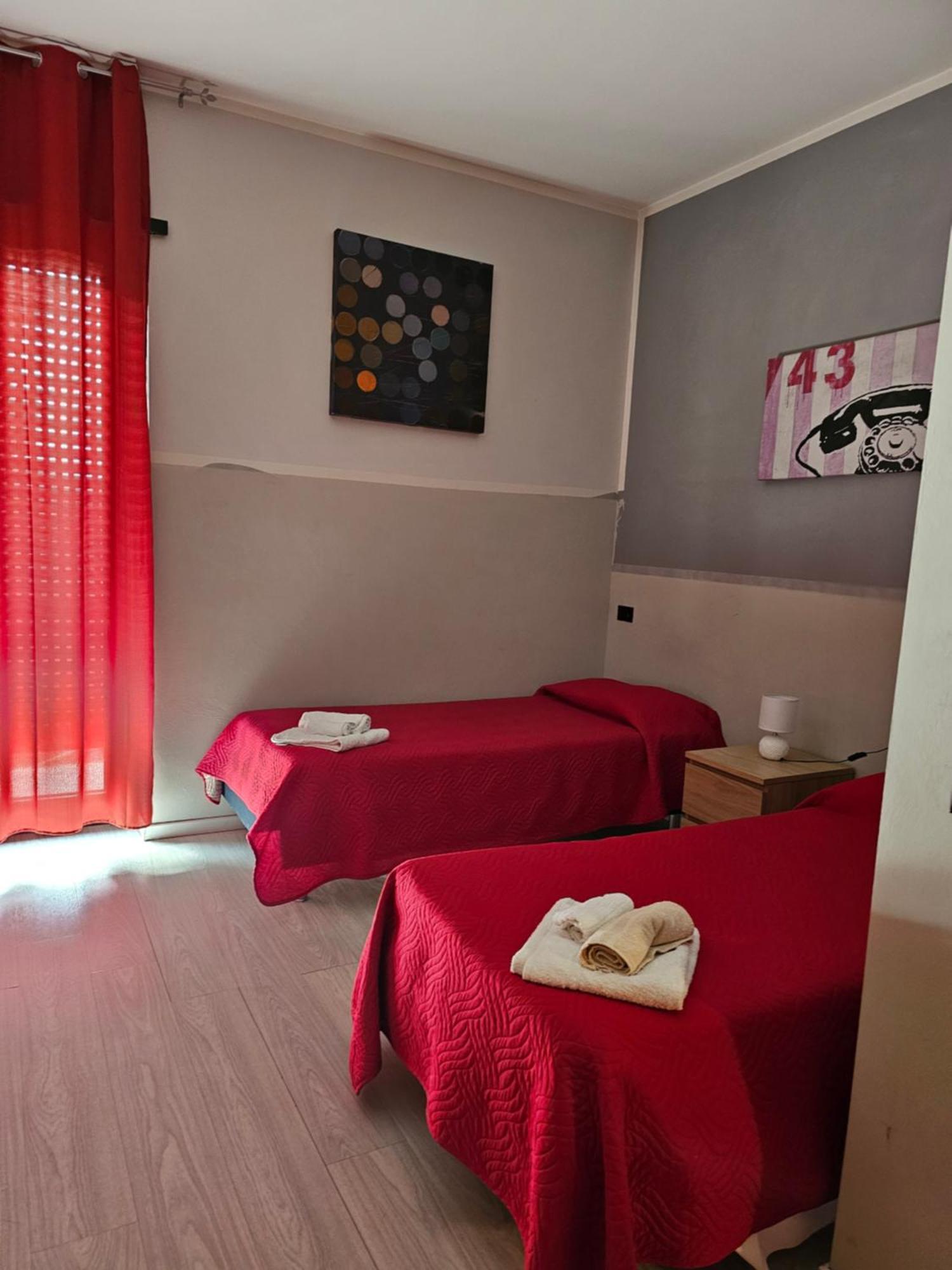 Hotel Arcadia None Bagian luar foto
